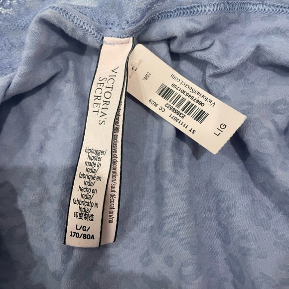 NEW WITH TAGS VICTORIA’S SECRET 2 PK SIZE L BLUE CHEETAH PRINT WITH LACE PANTIES - Picture 5 of 5